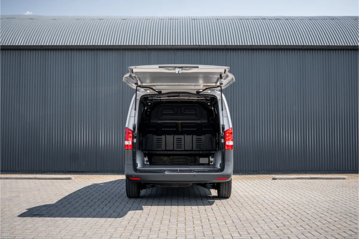 114 CDI | 136 PK | Automaat | Camera | Cruise | PDC | Zijschuifdeur R+L | Airco