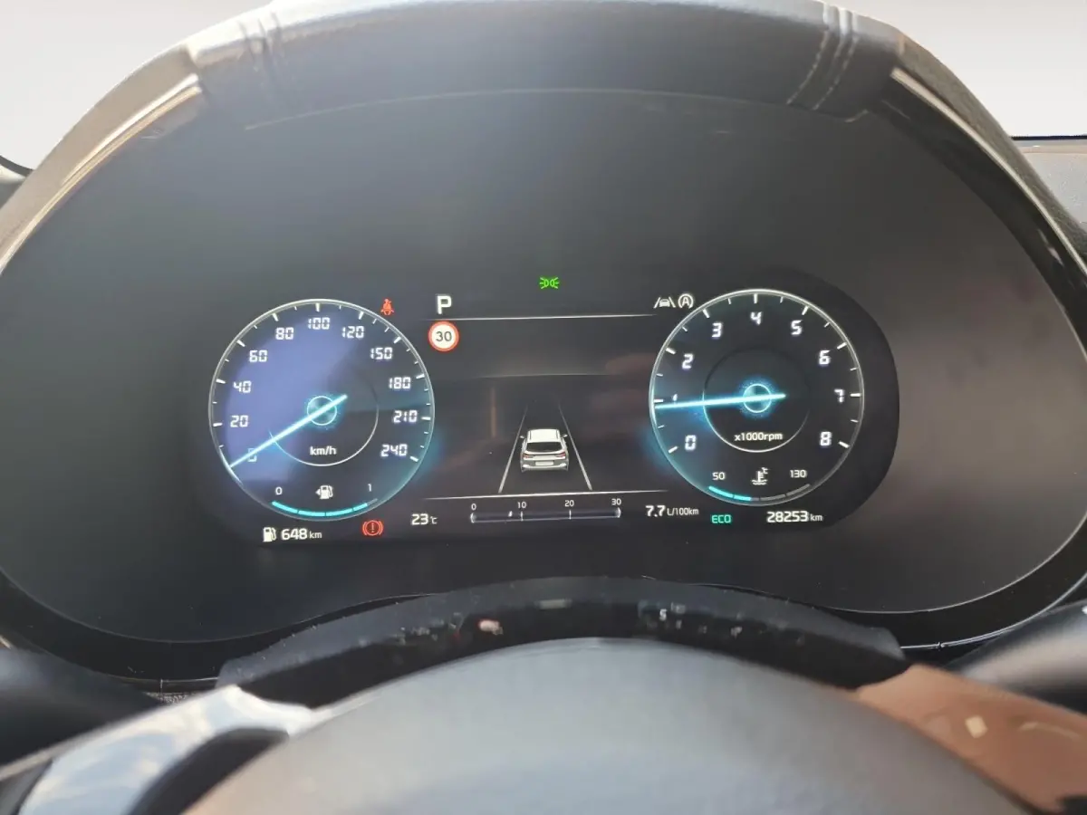 1.0 T-GDi MHEV Design Edition | Stoel en stuurverwarming | Navigatie | Camera | Apple Carplay / Android Auto | Elektrisch achterklep |
