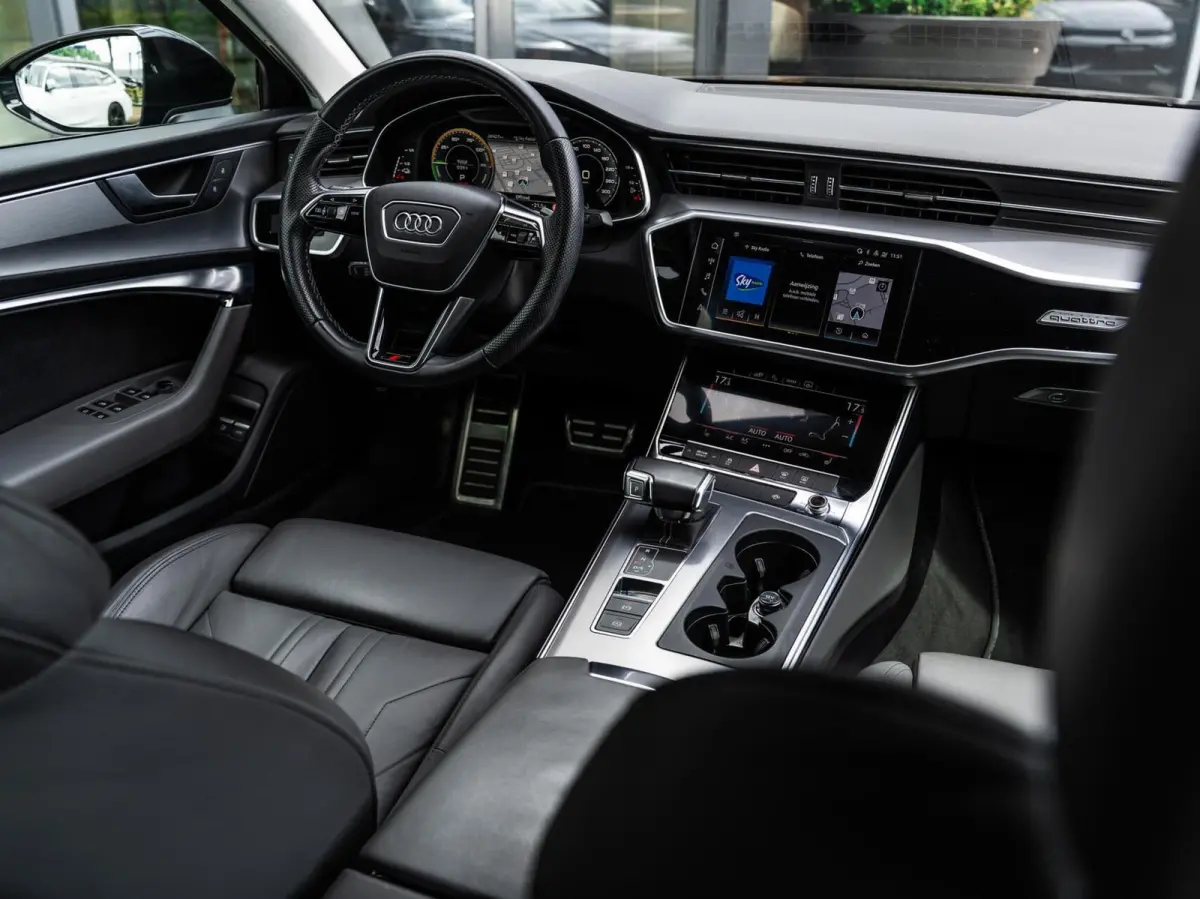 55 TFSIe Quattro S-Line Competition|PANO