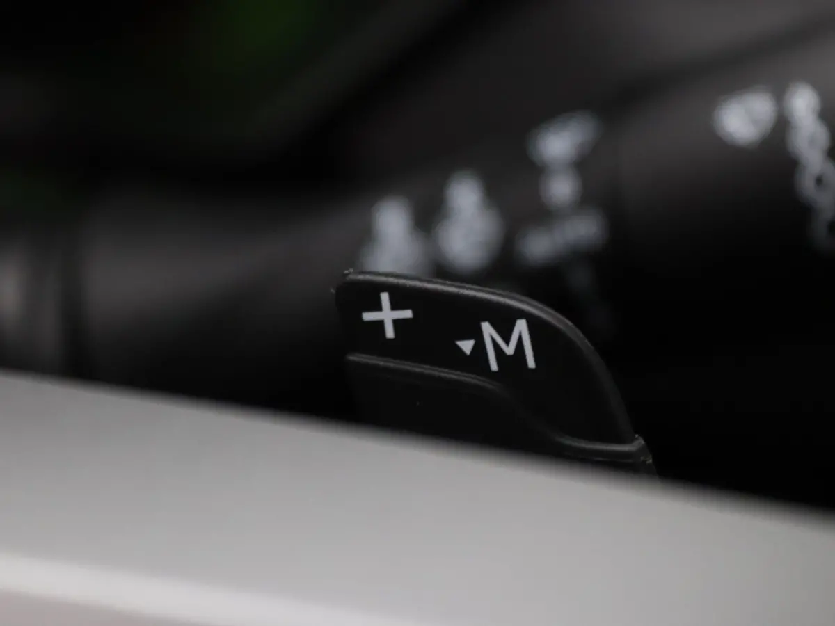Hybrid-G 150 4x4 Limited Edition Apple Carplay/Android Auto | Climate