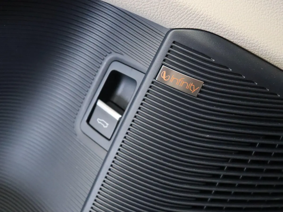 Design 87 kWh | Warmtepomp | WLTP 500km | Panoramadak | Stoelverwarming en Ventilatie |