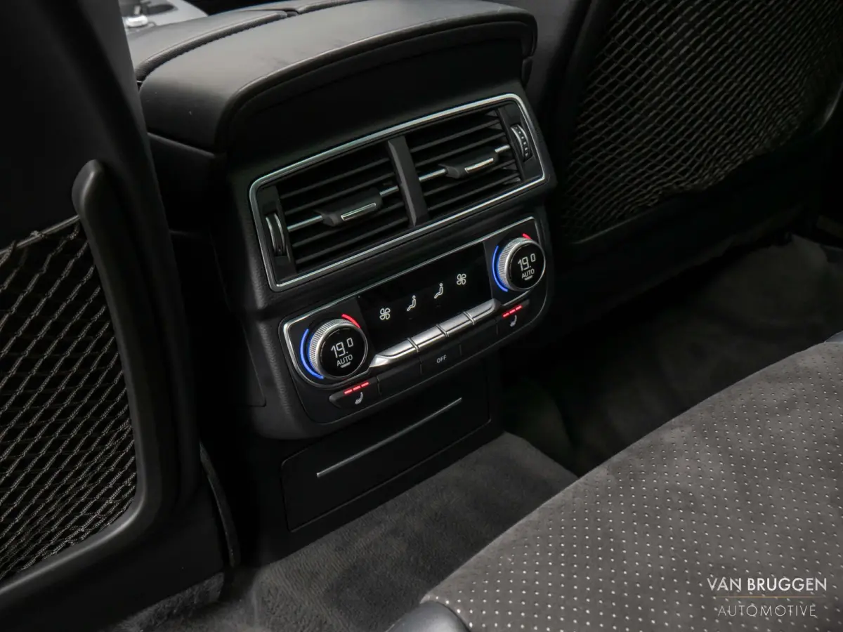 3.0 TFSI quattro S-Line 7p Pano B&O+ FullOption Alcantara 22" Luchtv Trekh