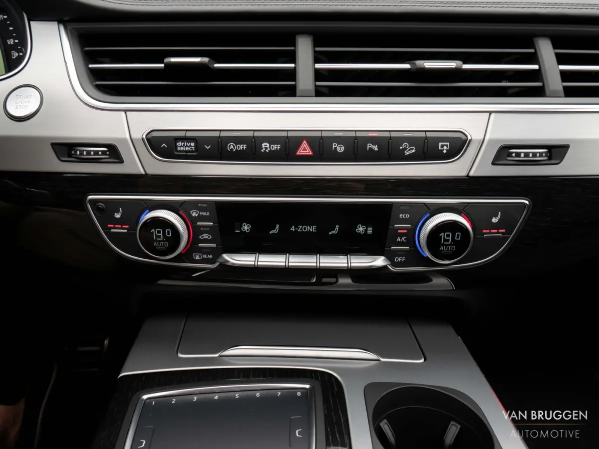 3.0 TFSI quattro S-Line 7p Pano B&O+ FullOption Alcantara 22" Luchtv Trekh