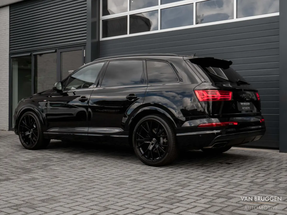 3.0 TFSI quattro S-Line 7p Pano B&O+ FullOption Alcantara 22" Luchtv Trekh