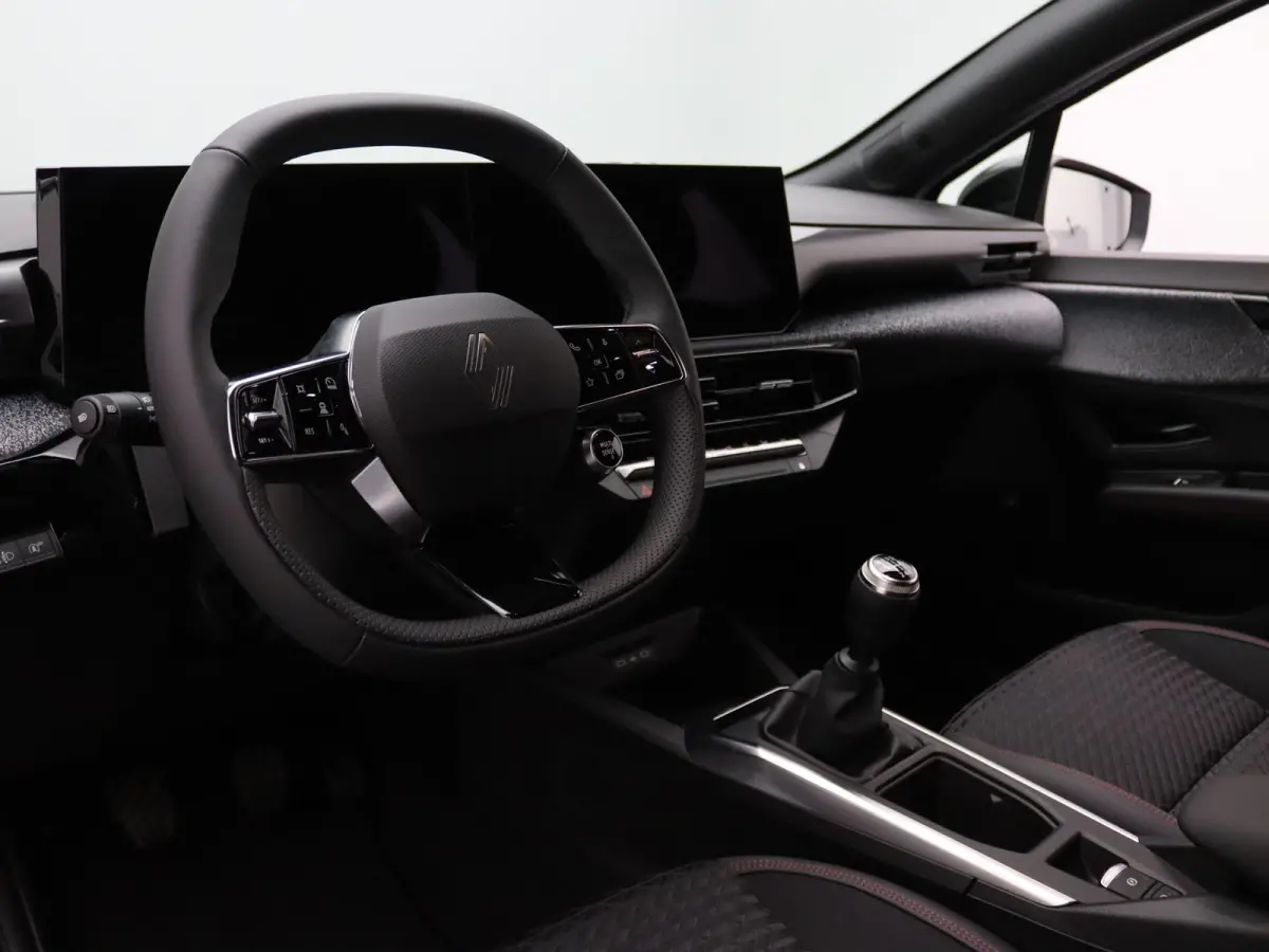 115pk TCe techno Apple Carplay/Android Auto | Climate