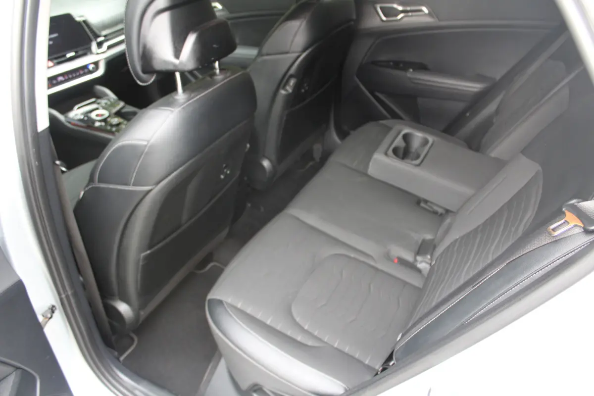 1.6 T-GDi MHEV DynamicLine 180PK | 360-Camera | Elektrische stoelen | Apple/Android Carplay