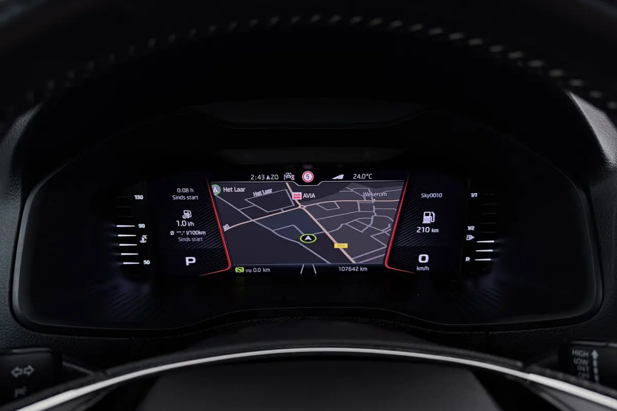 1.5 TSI ACT Sportline Business | Panoramadak | Org NL | Digital Cockpit | CarPlay | Canton | Blind Spot | Adap. Cruise