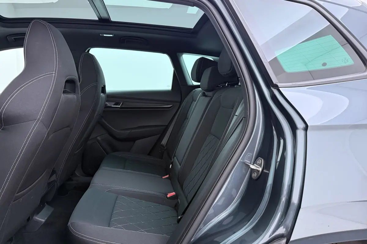 1.5 TSI ACT Sportline Business | Panoramadak | Org NL | Digital Cockpit | CarPlay | Canton | Blind Spot | Adap. Cruise