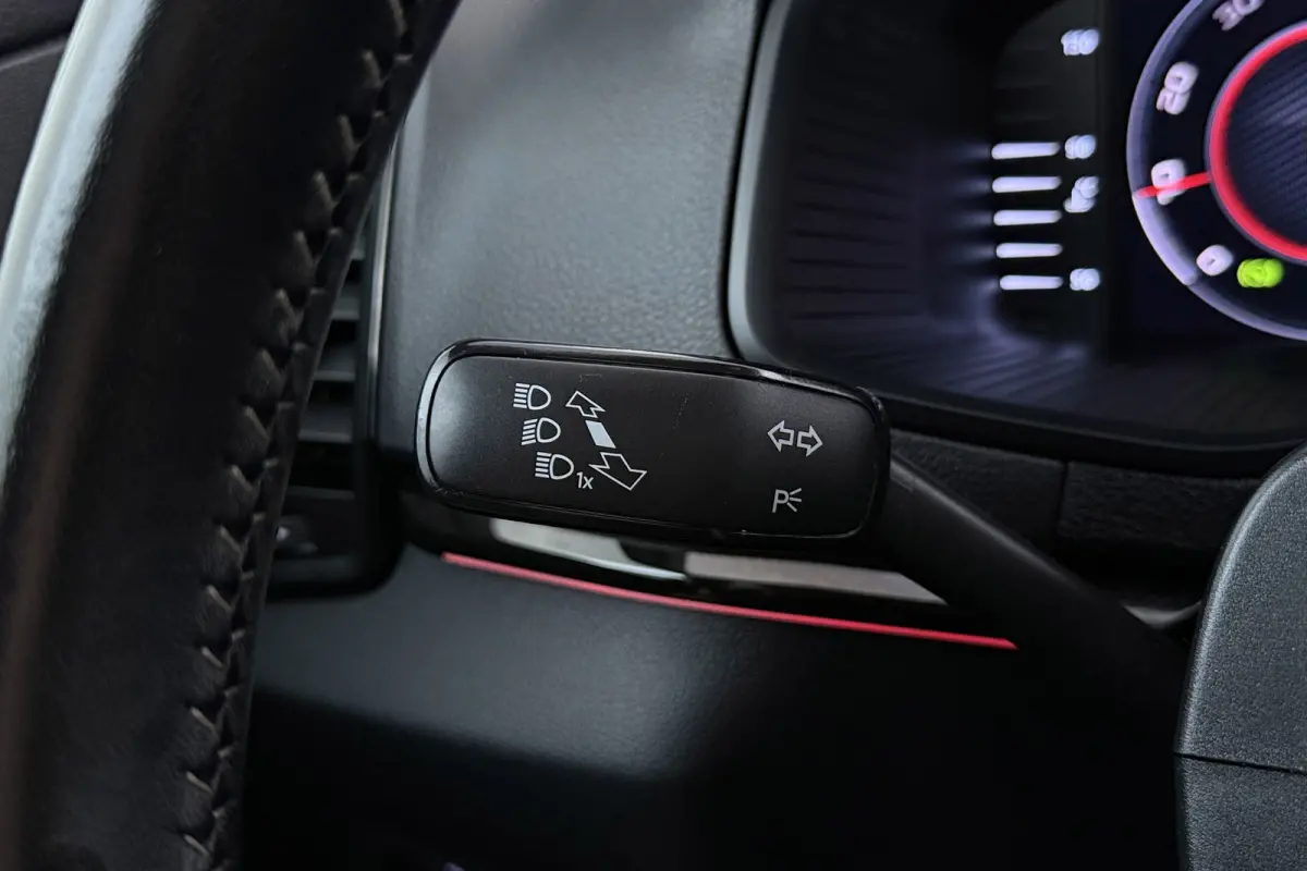 1.5 TSI ACT Sportline Business | Panoramadak | Org NL | Digital Cockpit | CarPlay | Canton | Blind Spot | Adap. Cruise