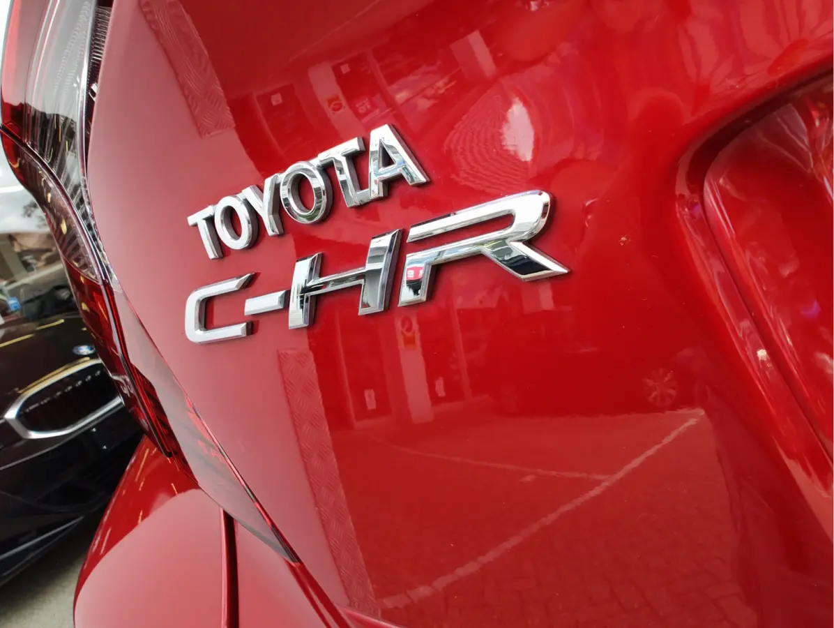 1.8 HYBRID DYNAMIC Dodehoekdetectie | Stoelverwarming | Adaptive Cruise