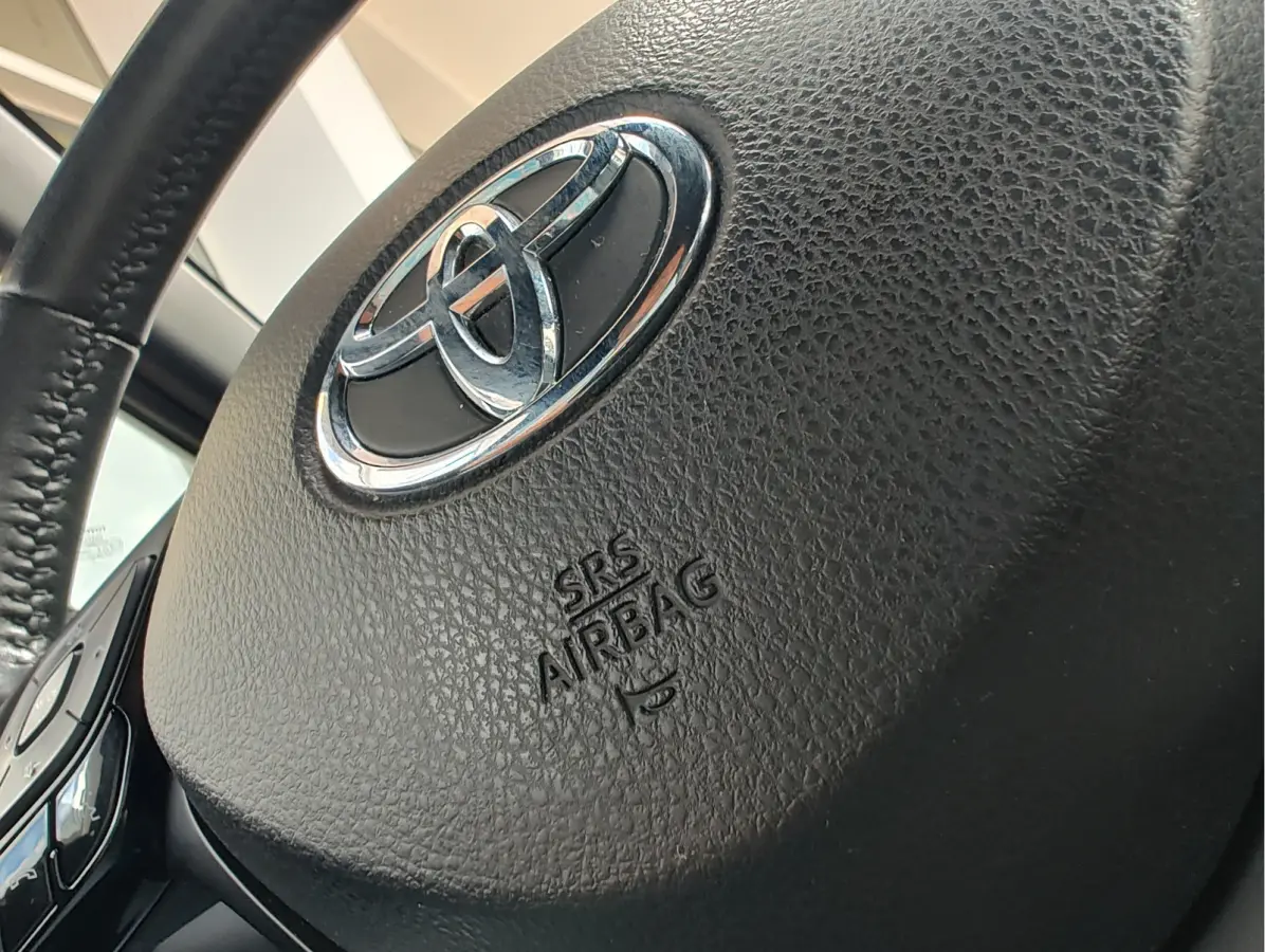 1.8 HYBRID DYNAMIC Dodehoekdetectie | Stoelverwarming | Adaptive Cruise