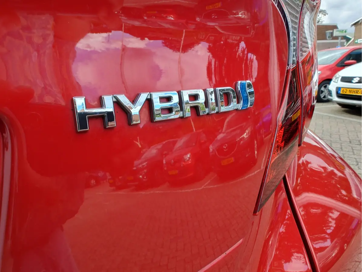 1.8 HYBRID DYNAMIC Dodehoekdetectie | Stoelverwarming | Adaptive Cruise