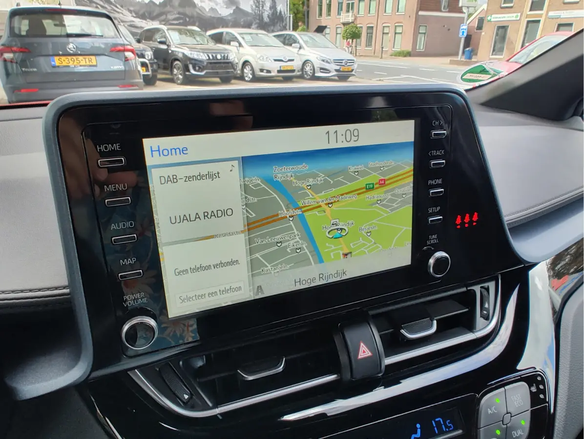 1.8 HYBRID DYNAMIC Dodehoekdetectie | Stoelverwarming | Adaptive Cruise