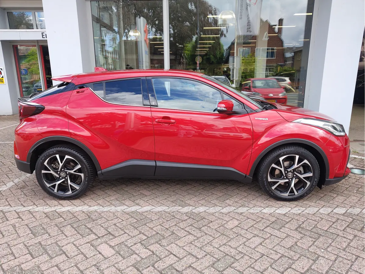 1.8 HYBRID DYNAMIC Dodehoekdetectie | Stoelverwarming | Adaptive Cruise