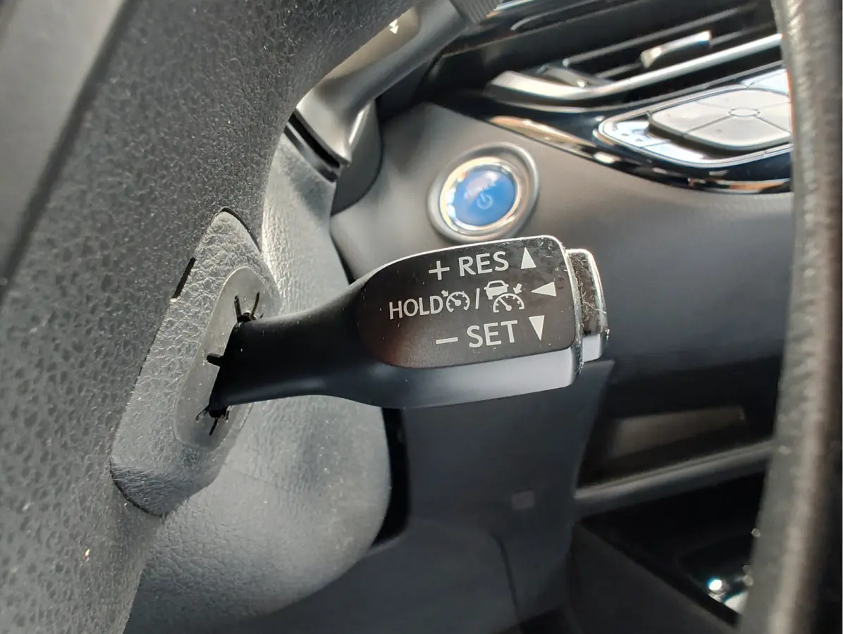 1.8 HYBRID DYNAMIC Dodehoekdetectie | Stoelverwarming | Adaptive Cruise