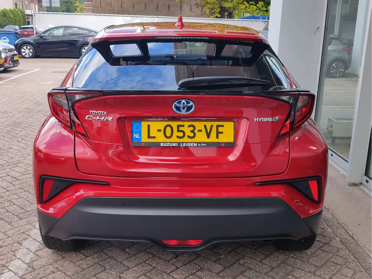 1.8 HYBRID DYNAMIC Dodehoekdetectie | Stoelverwarming | Adaptive Cruise