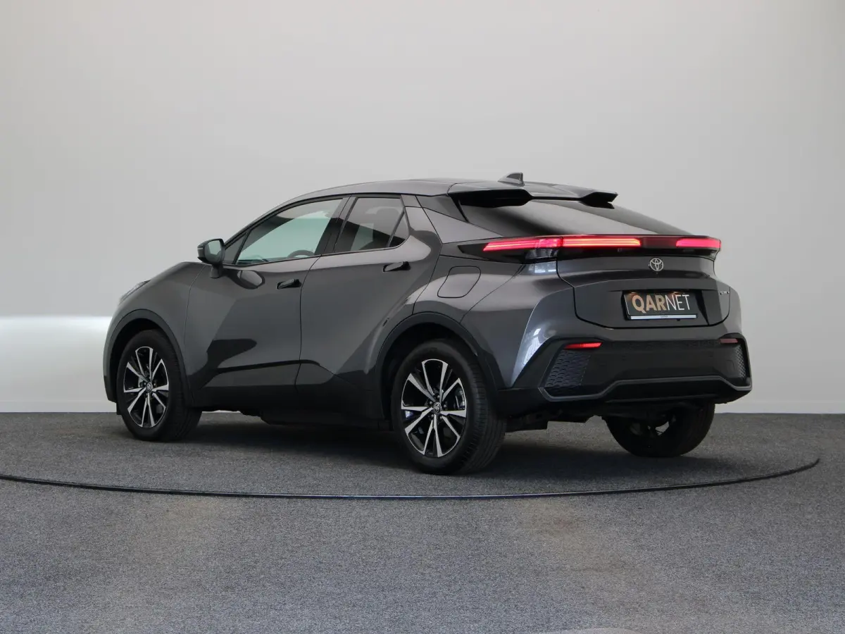 2.0 Plug-in Hybrid 220 Dynamic | Warmtepomp | Stoelverwarming | Keyless Entry |