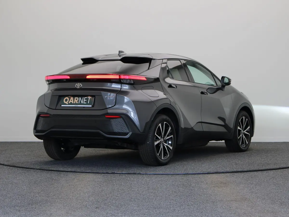 2.0 Plug-in Hybrid 220 Dynamic | Warmtepomp | Stoelverwarming | Keyless Entry |
