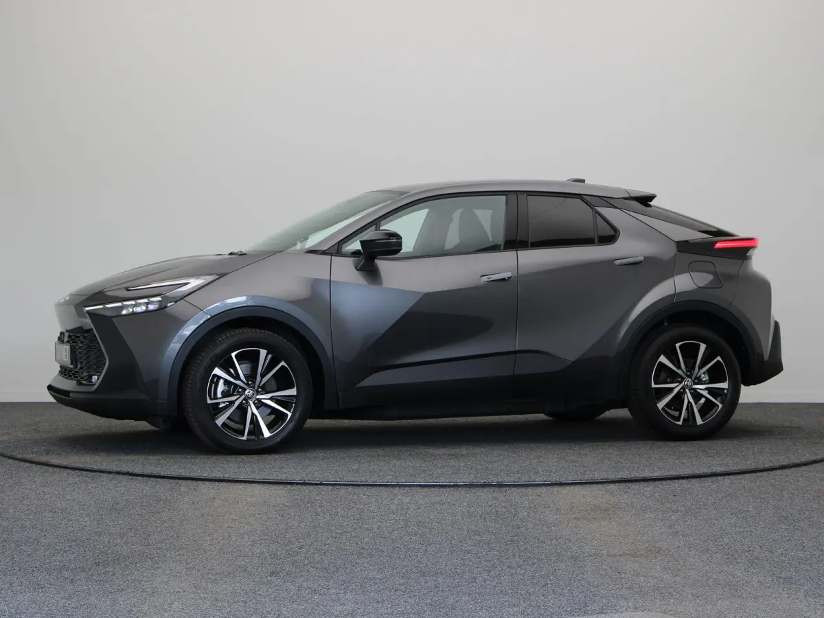 2.0 Plug-in Hybrid 220 Dynamic | Warmtepomp | Stoelverwarming | Keyless Entry |