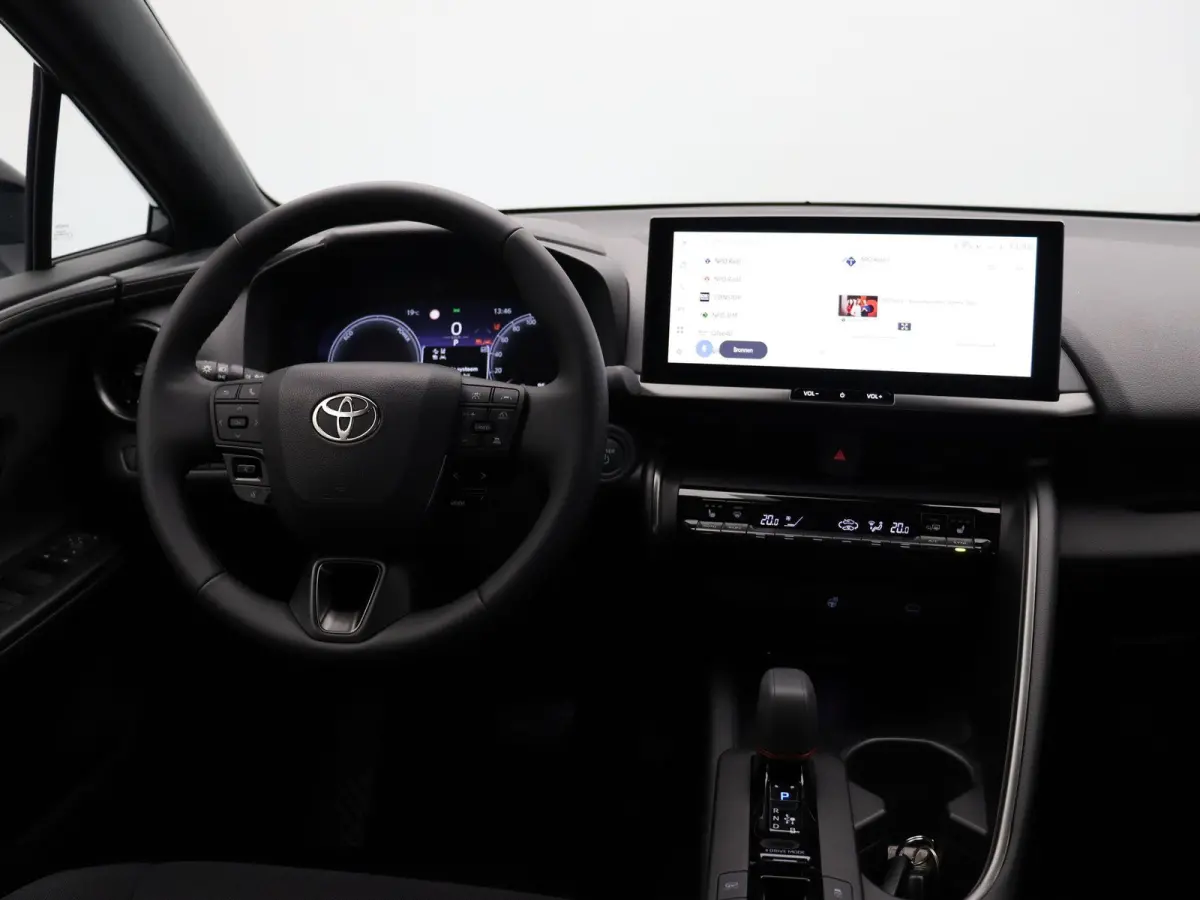 2.0 Plug-in Hybrid 220 Dynamic | Warmtepomp | Stoelverwarming | Keyless Entry |