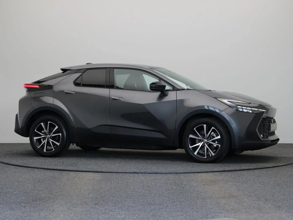 2.0 Plug-in Hybrid 220 Dynamic | Warmtepomp | Stoelverwarming | Keyless Entry |