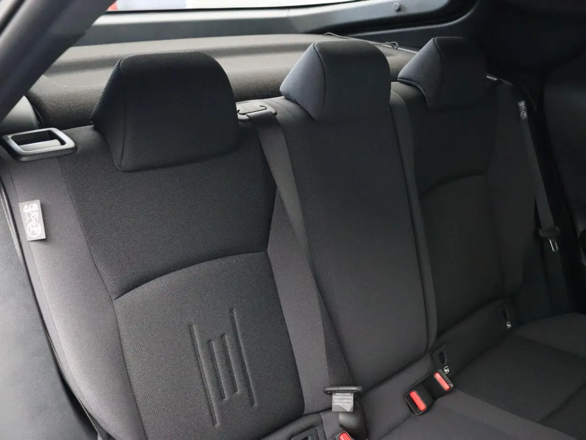 2.0 Plug-in Hybrid 220 Dynamic | Warmtepomp | Stoelverwarming | Keyless Entry |