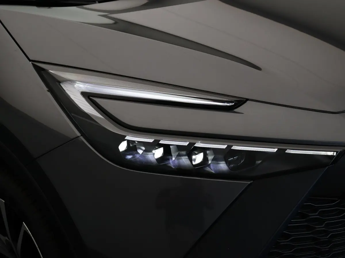 2.0 Plug-in Hybrid 220 Dynamic | Warmtepomp | Stoelverwarming | Keyless Entry |