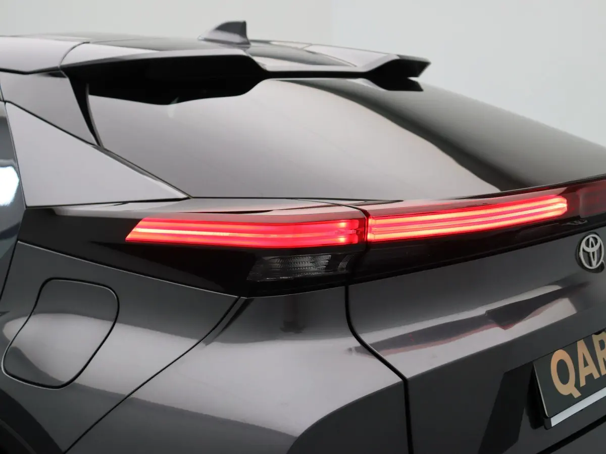2.0 Plug-in Hybrid 220 Dynamic | Warmtepomp | Stoelverwarming | Keyless Entry |