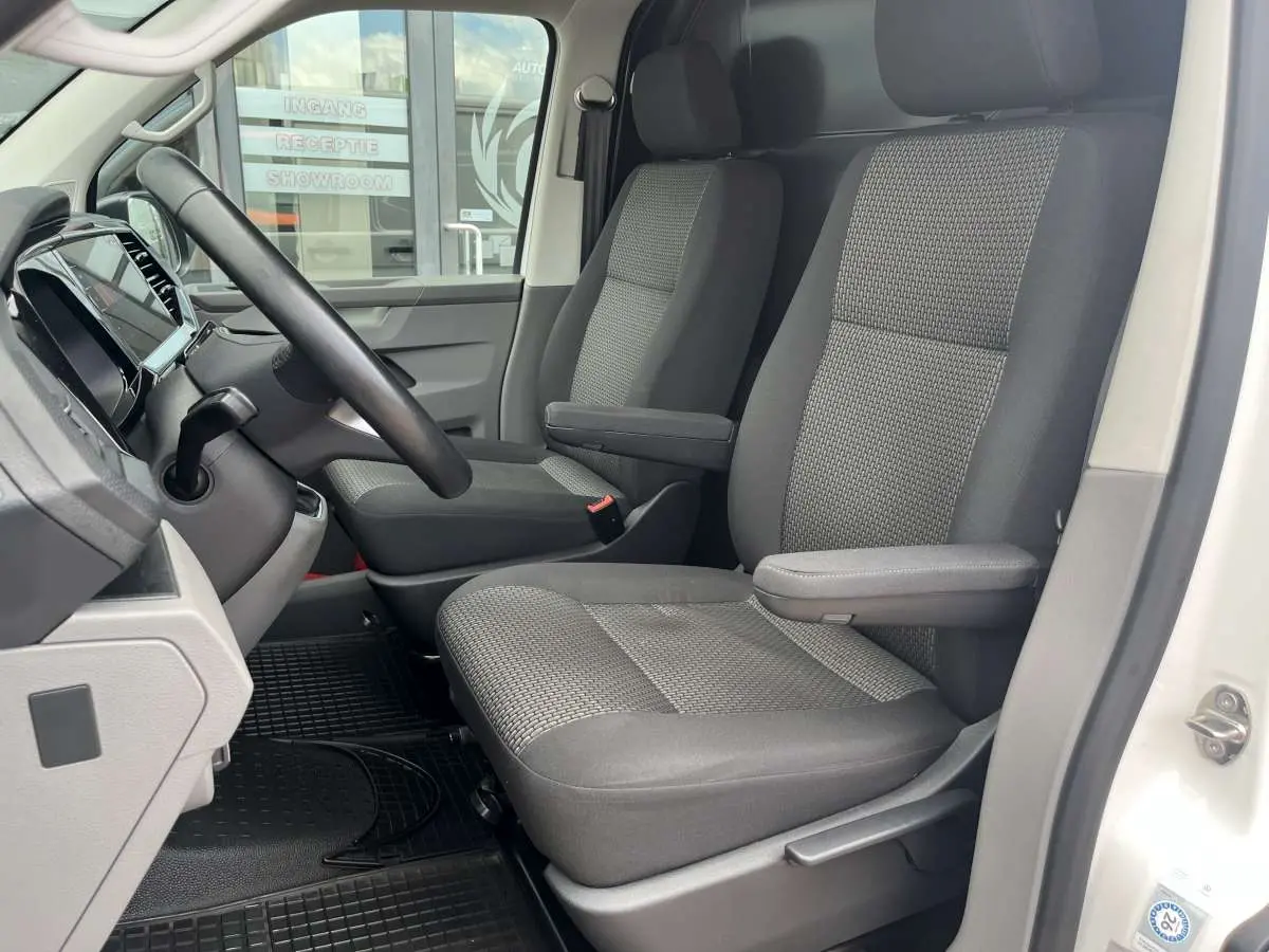 T6.1 - 2.0 TDI  Aut. DSG Airco/Cruise/Nav Kasten L2H1