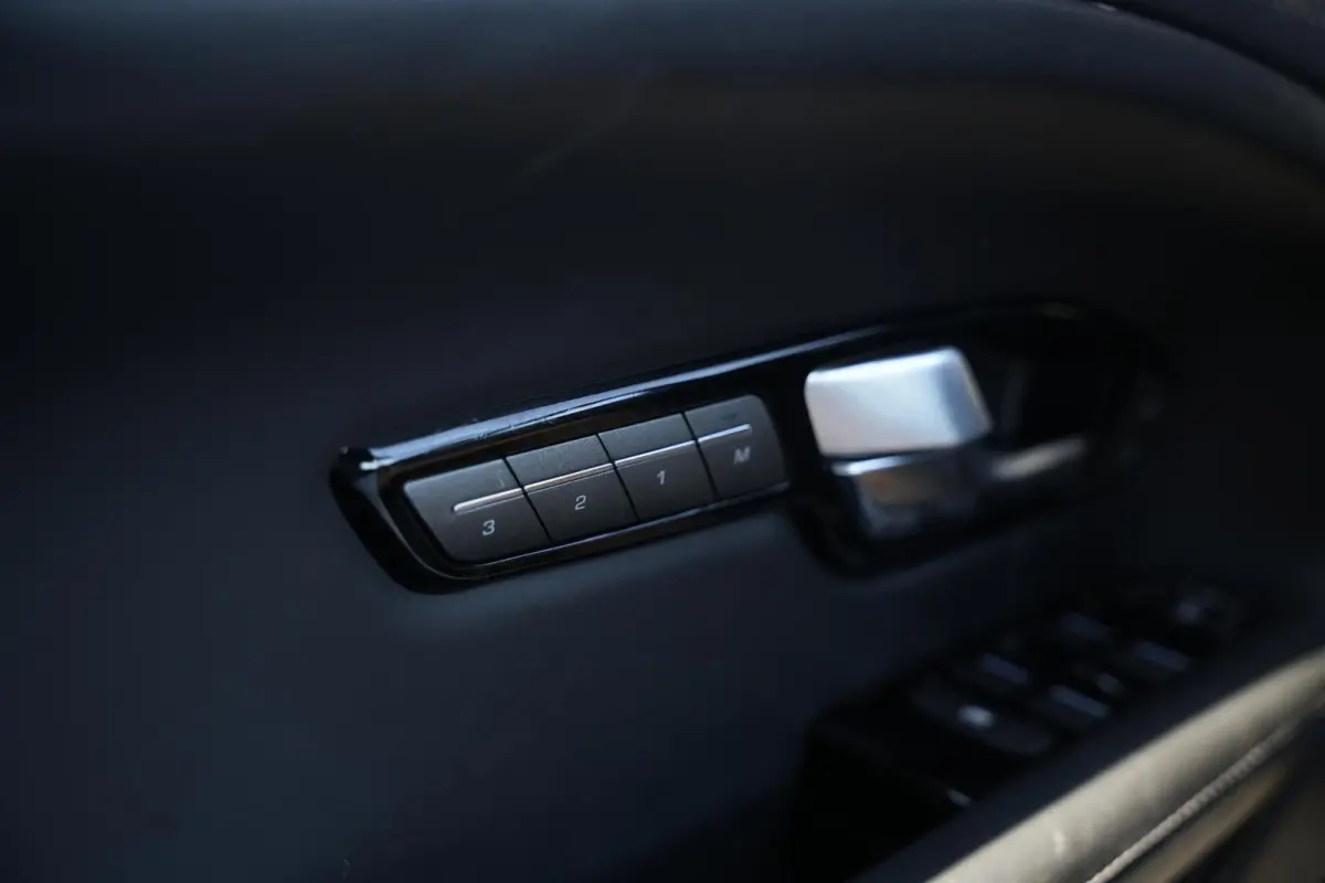2.0 Si4 HSE Dynamic Panoramadak Meridian Leer facelift model