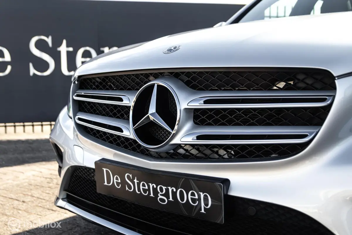 250 4MATIC Premium Plus AMG