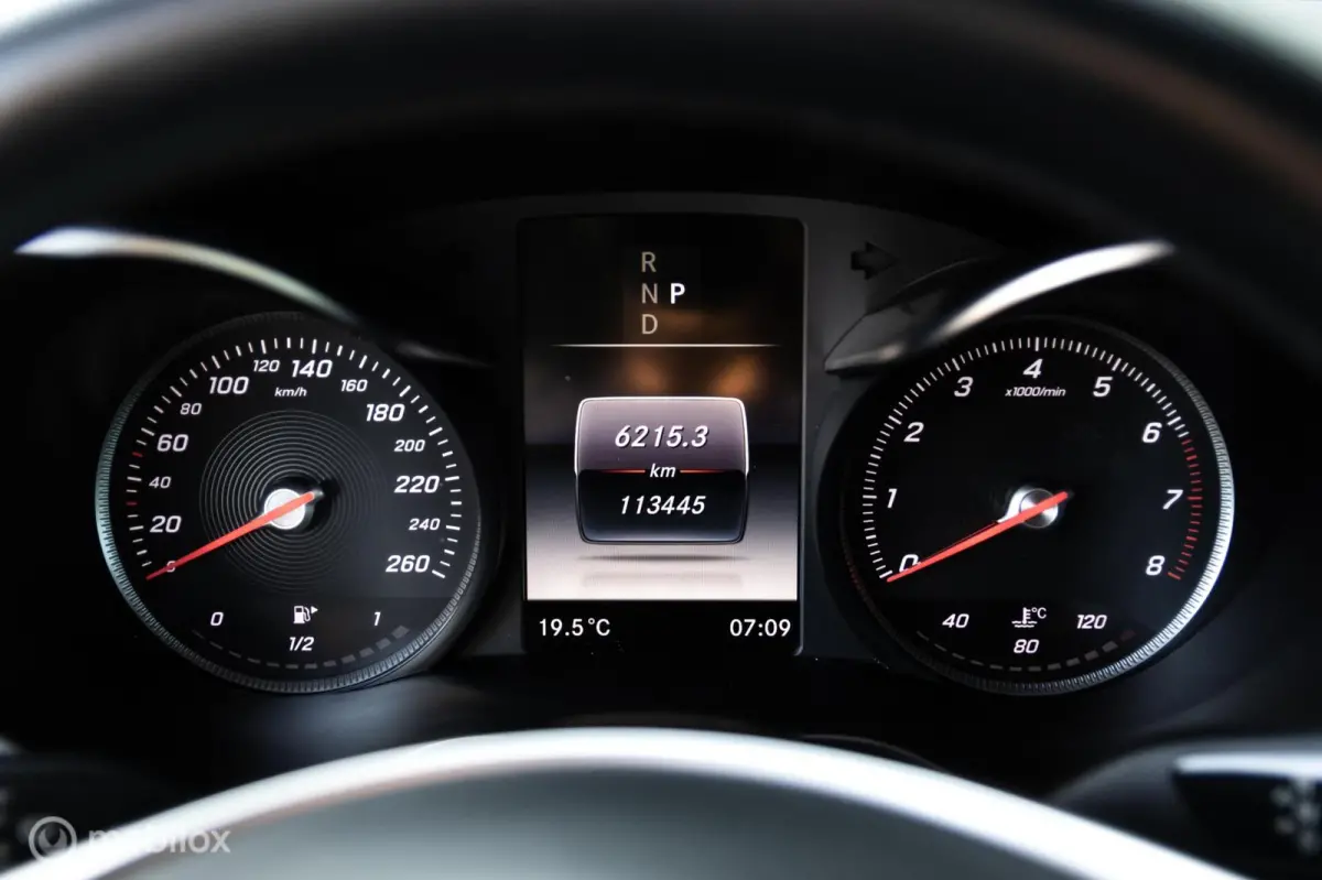 250 4MATIC Premium Plus AMG