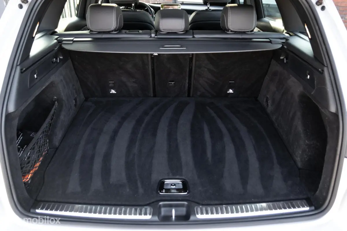 250 4MATIC Premium Plus AMG