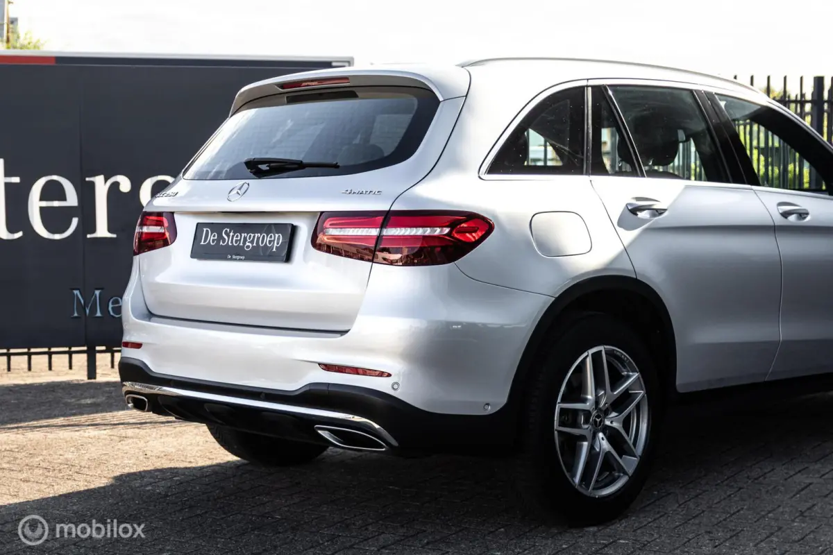 250 4MATIC Premium Plus AMG