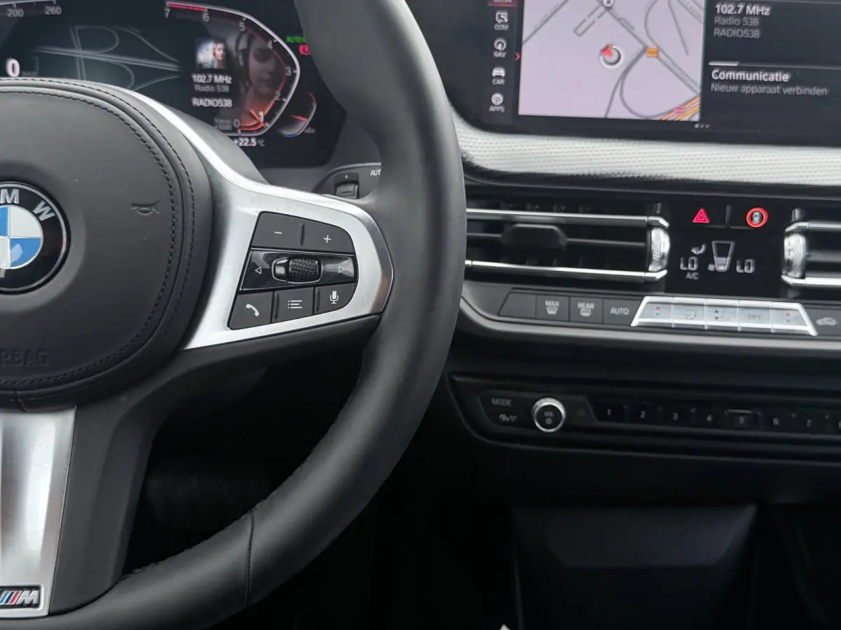 118i Executive Edition | Carplay | PDC | Navi | Sportstuur