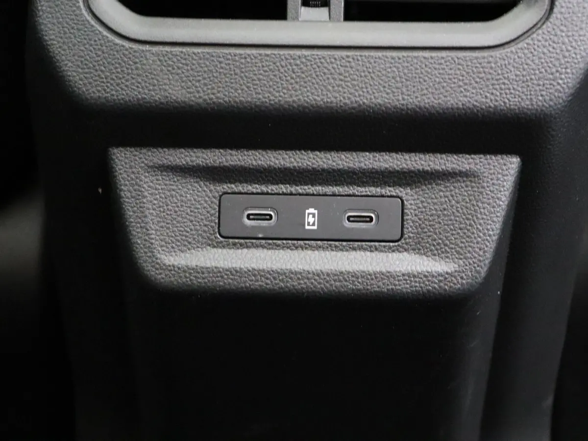 E-Tech full hybrid 200 esprit Alpine 7p. | Facelift | Stoel-stuurverwarming | Adaptieve cruise control | Elektrisch bedienbare stoelen | Navigatie |