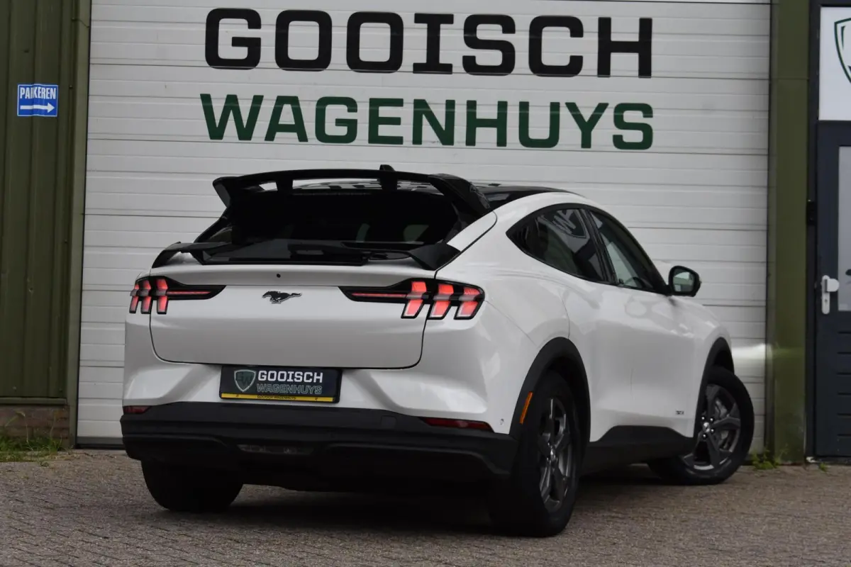 RWD 75 kWh | Pano | Leder | B&O| Winterpakket |