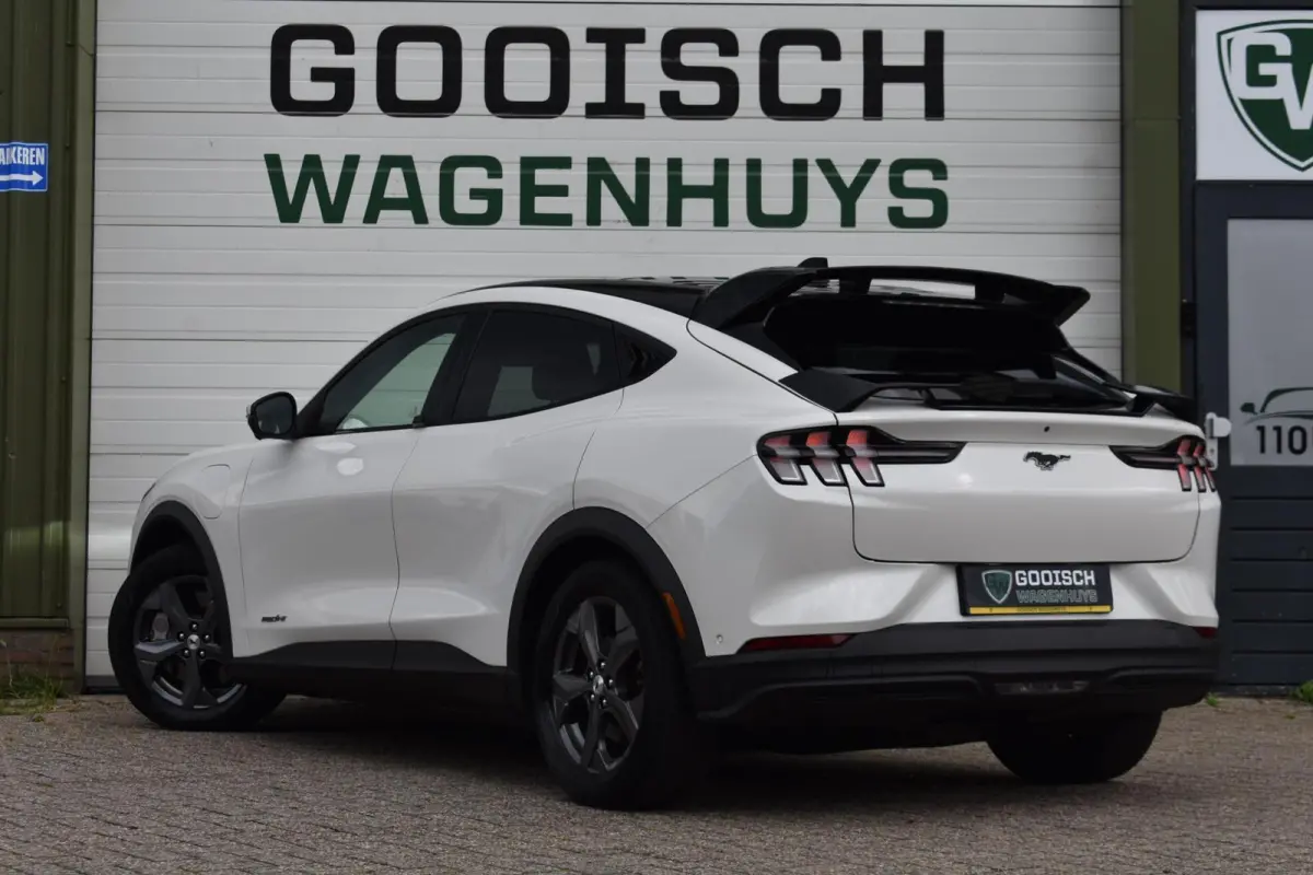 RWD 75 kWh | Pano | Leder | B&O| Winterpakket |