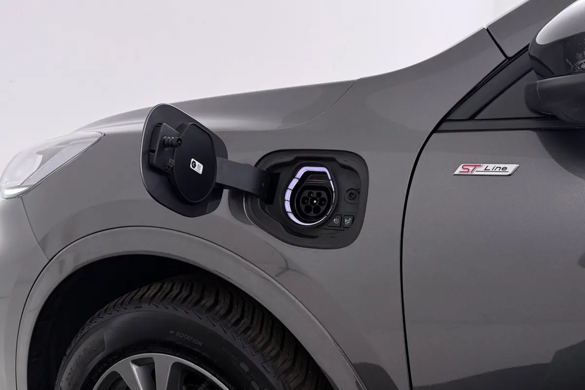 2.5 PHEV Titanium X ST-Line | Org NL | CarPlay | Digital Cockpit | Keyless | Camera |