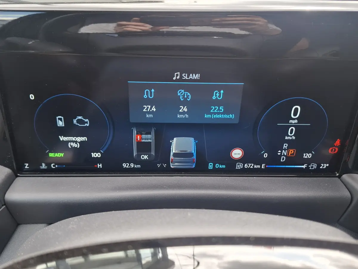 320 2.5 PHEV L2H1 Limited | Incl. BPM | NIEUW!! | Navigatie/Android/Apple Carplay | Cruise Control Adaptief | Voorstoelen/Voorruit Verwarmd | PDC Voor en Achter | Airco Automatisch | LED Kop