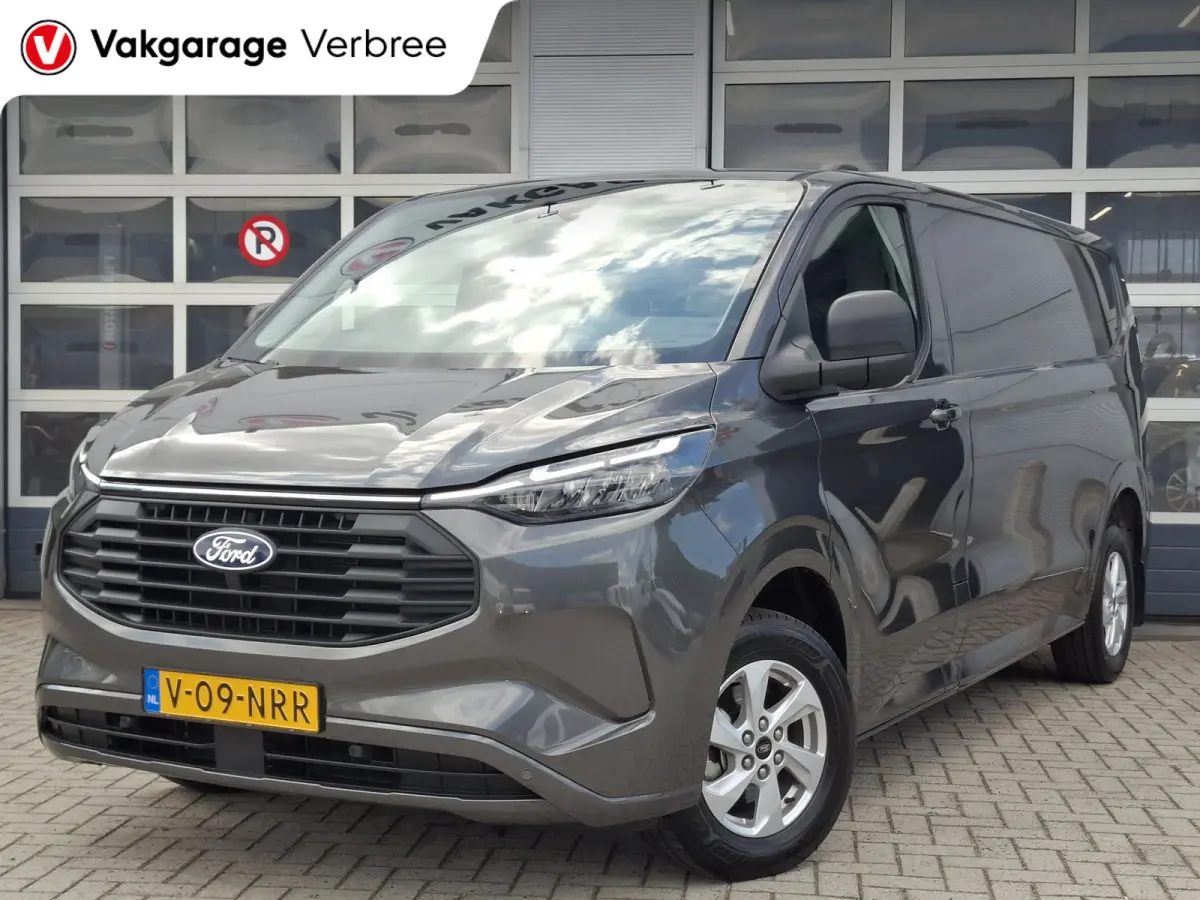 320 2.5 PHEV L2H1 Limited | Incl. BPM | NIEUW!! | Navigatie/Android/Apple Carplay | Cruise Control Adaptief | Voorstoelen/Voorruit Verwarmd | PDC Voor en Achter | Airco Automatisch | LED Kop