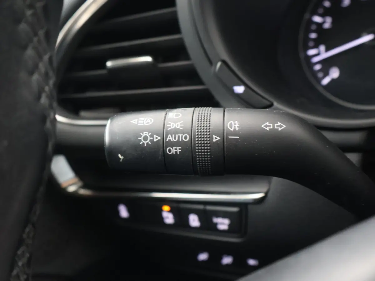 2.0 e-SkyActiv-X M HYBRID 186 PK LUXURY + CARPLAY | BOSE | HEAD-UP | ADAPTIVE CRUISE | MEMORY | STOEL/STUURVERW.