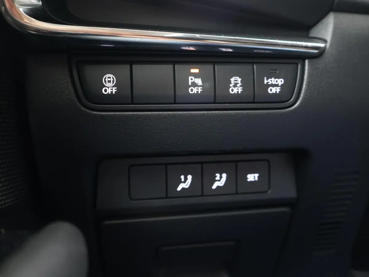 2.0 e-SkyActiv-X M HYBRID 186 PK LUXURY + CARPLAY | BOSE | HEAD-UP | ADAPTIVE CRUISE | MEMORY | STOEL/STUURVERW.