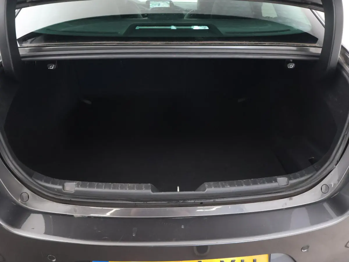 2.0 e-SkyActiv-X M HYBRID 186 PK LUXURY + CARPLAY | BOSE | HEAD-UP | ADAPTIVE CRUISE | MEMORY | STOEL/STUURVERW.