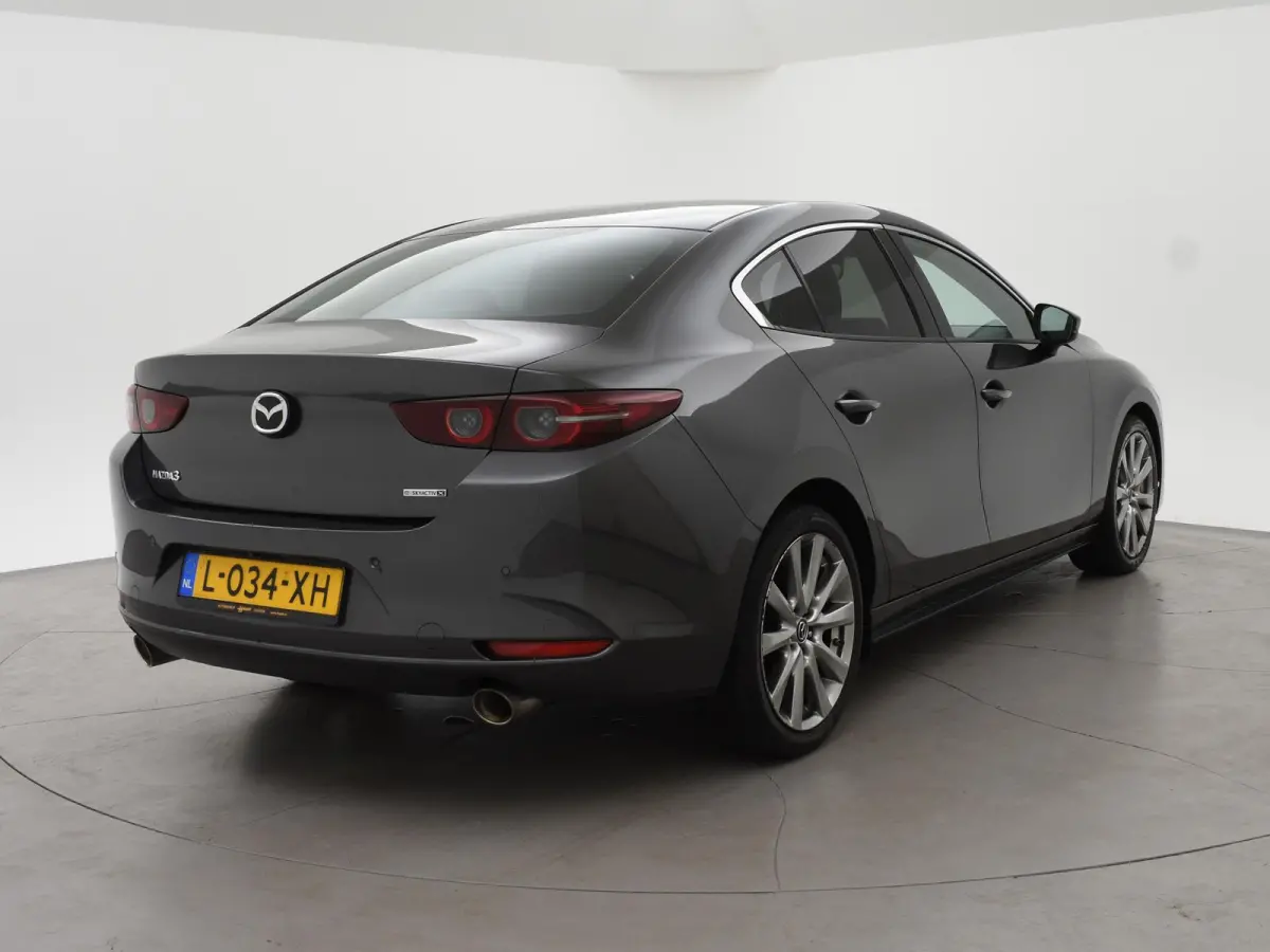 2.0 e-SkyActiv-X M HYBRID 186 PK LUXURY + CARPLAY | BOSE | HEAD-UP | ADAPTIVE CRUISE | MEMORY | STOEL/STUURVERW.