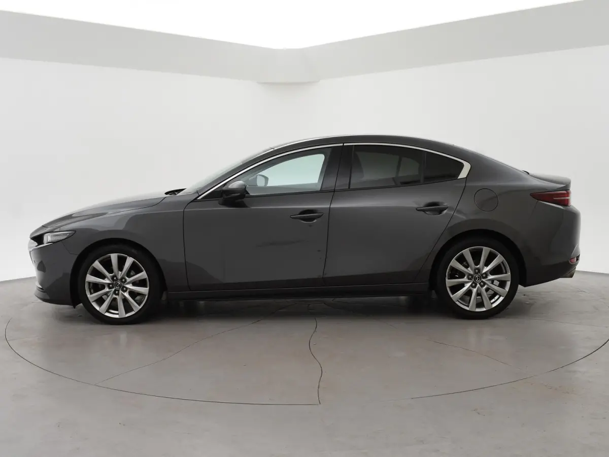 2.0 e-SkyActiv-X M HYBRID 186 PK LUXURY + CARPLAY | BOSE | HEAD-UP | ADAPTIVE CRUISE | MEMORY | STOEL/STUURVERW.