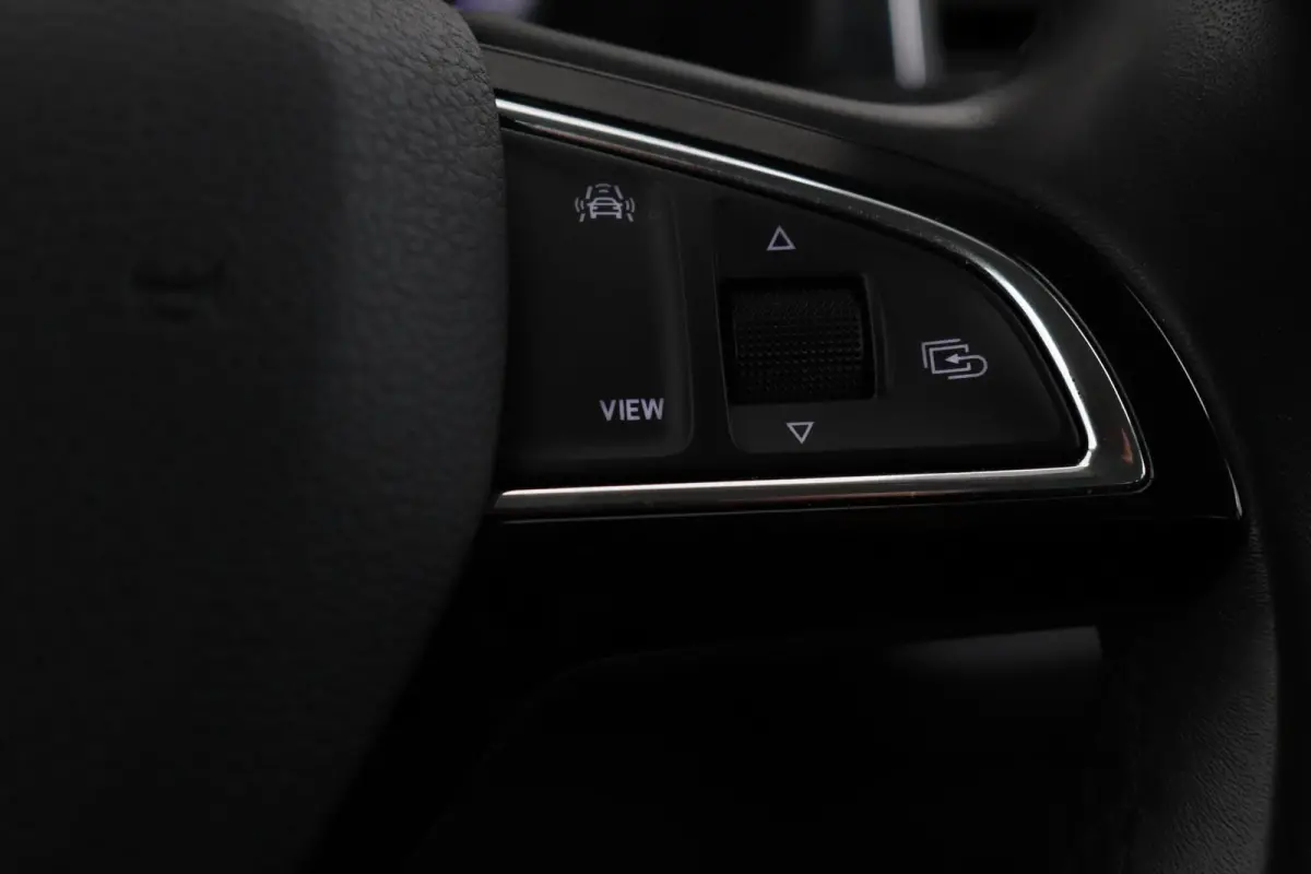 1.5 TSI Business Edition | Trekhaak | CarPlay | Automaat | Canton Geluid | Camera |