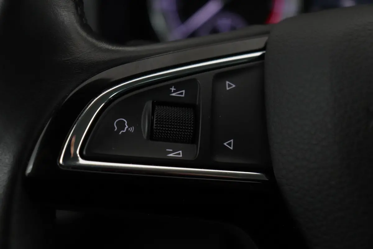 1.5 TSI Business Edition | Trekhaak | CarPlay | Automaat | Canton Geluid | Camera |