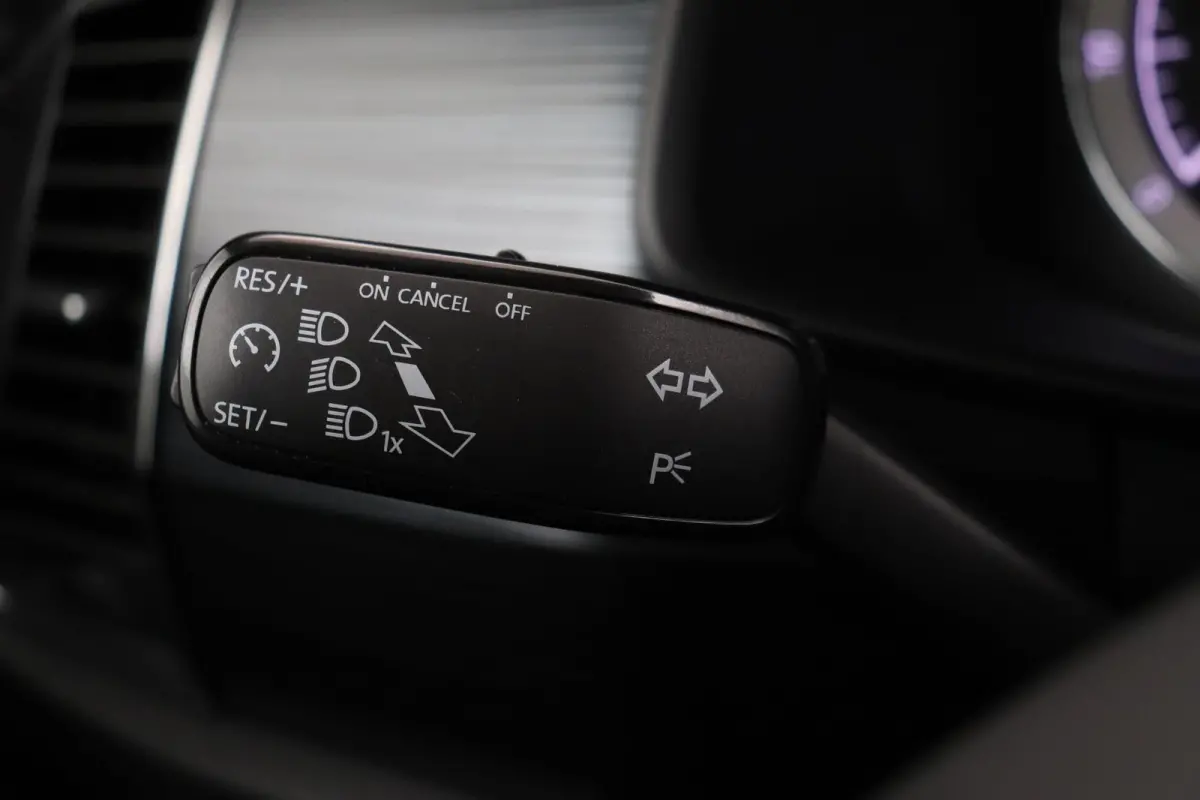 1.5 TSI Business Edition | Trekhaak | CarPlay | Automaat | Canton Geluid | Camera |