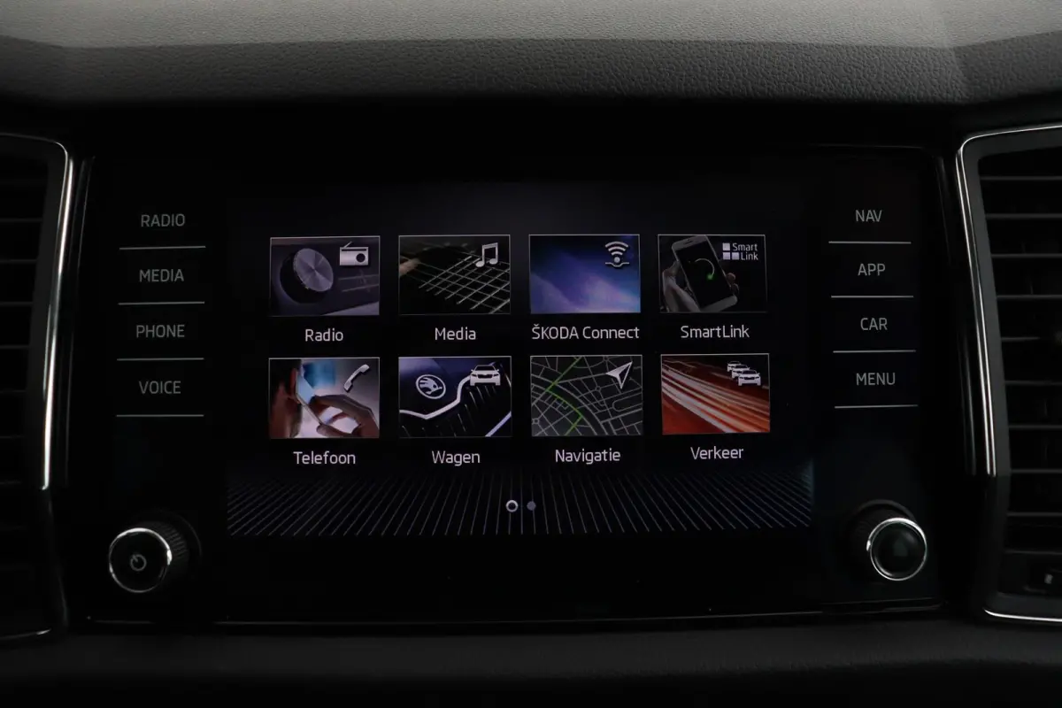 1.5 TSI Business Edition | Trekhaak | CarPlay | Automaat | Canton Geluid | Camera |